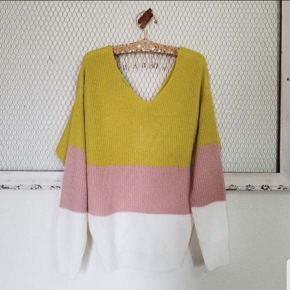 Amarilys Sweaters - KEEP WARM IN STYLE STRIPED SWEATER